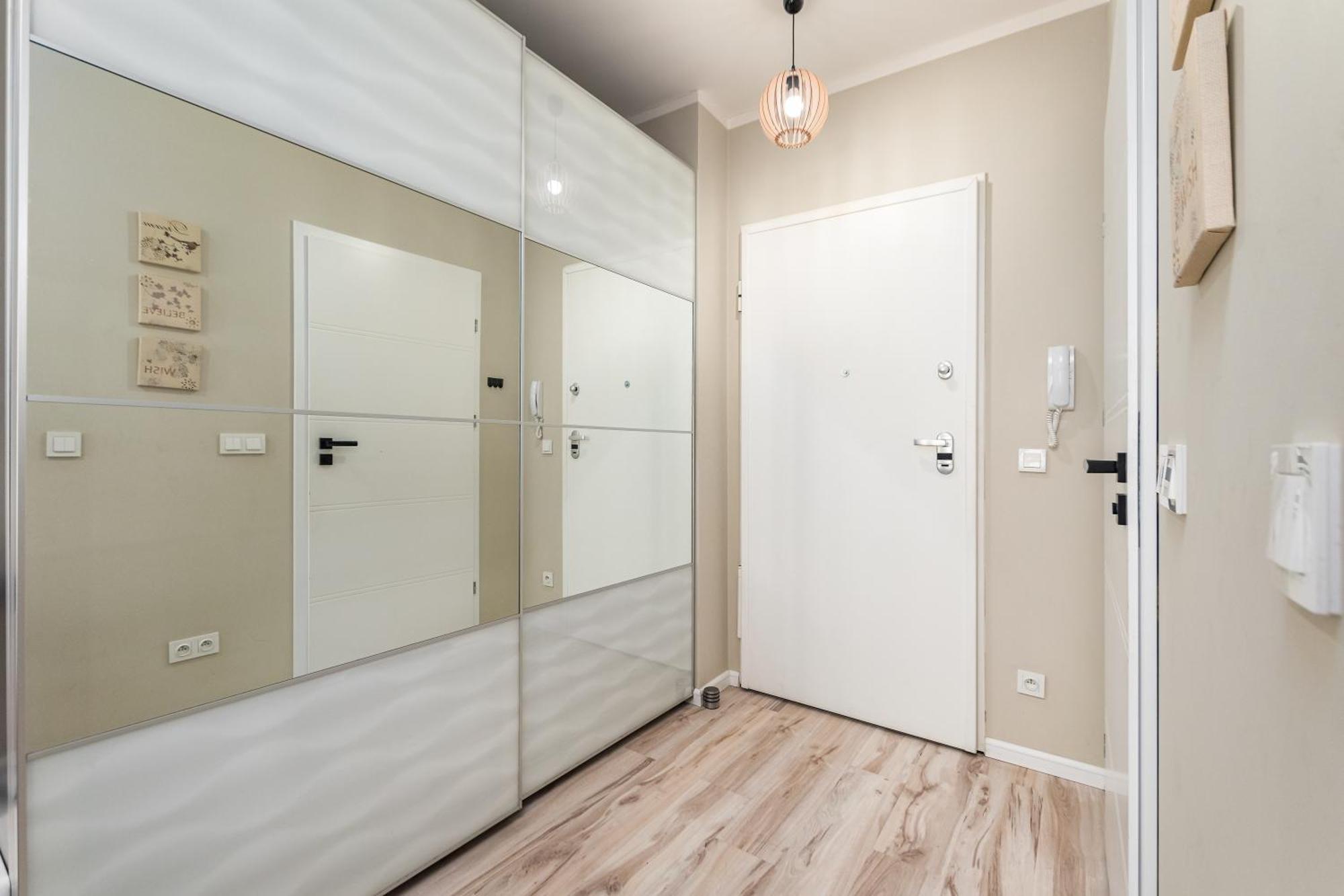 Jana Kazimierza 35 By Homeprime Apartment